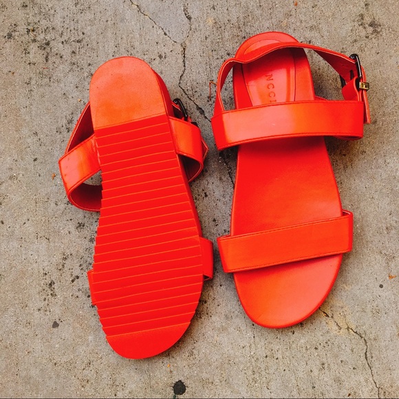 Vincci Red Sandals - Picture 3 of 4